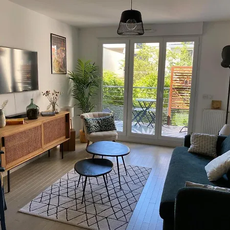 3 Pièces - Proche Paris Appartement Issy-les-Moulineaux